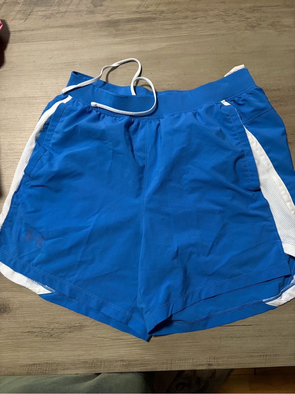 Under Armour Men’s Royal Blue Athletic Shorts with White Trim size L
